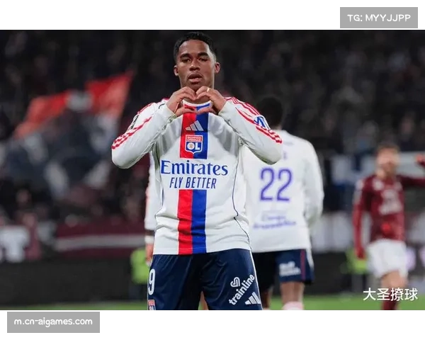 恩德里克点球命中完成帽子戏法,里昂5-2客胜 恩德里克点球命中完成帽子戏法,里昂5-2客胜